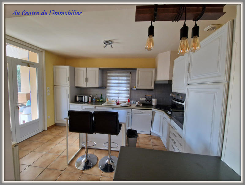 Maison - 121 m² - 5 pièces
