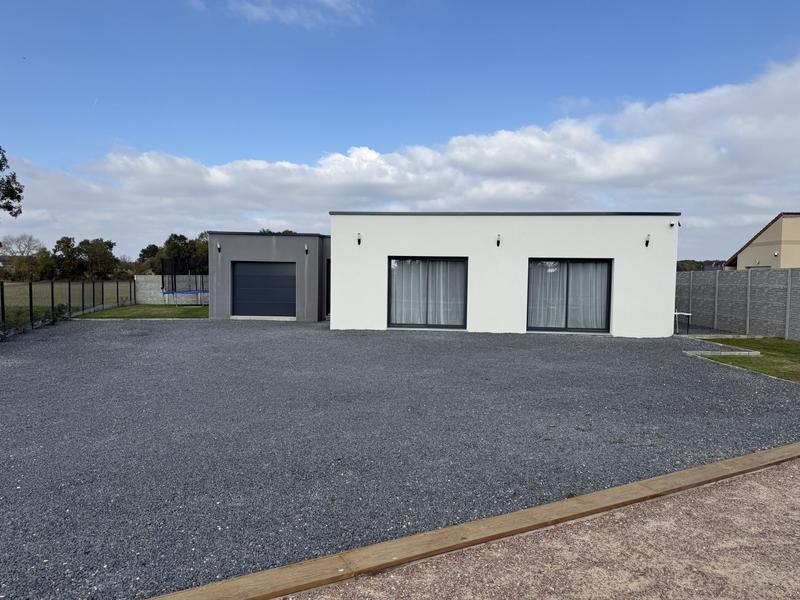 Maison contemporaine - 122 m² - 5 pièces