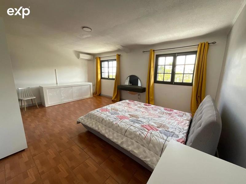 Maison - 310 m² - 8 pièces