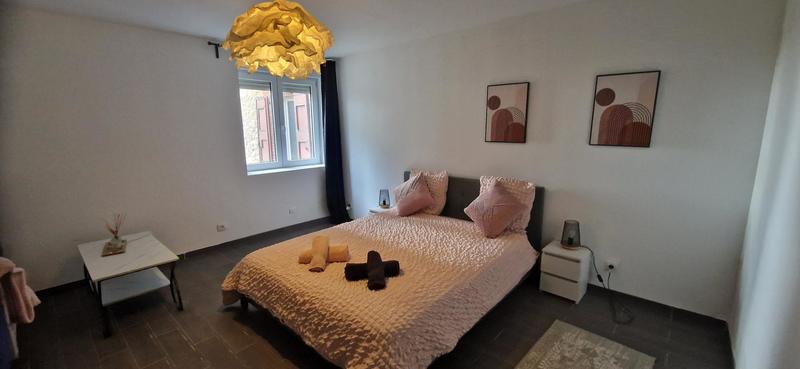 Maison - 650 m² - 20 pièces