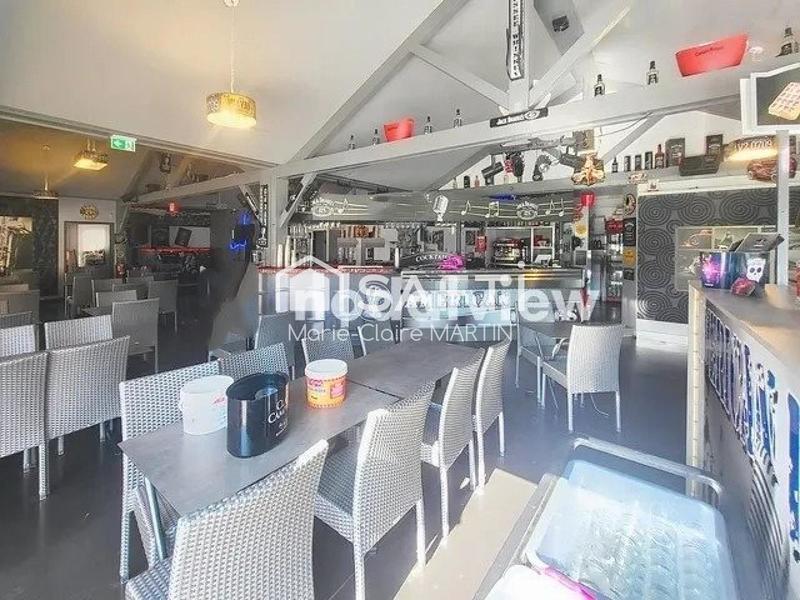 Local commercial - 425 m² - 4 pièces