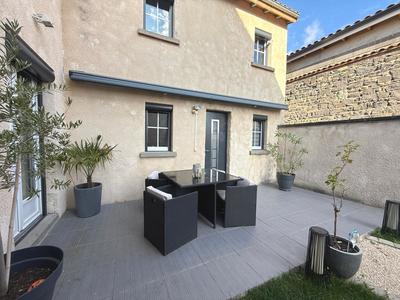Maison - 110 m² - 4 pièces
