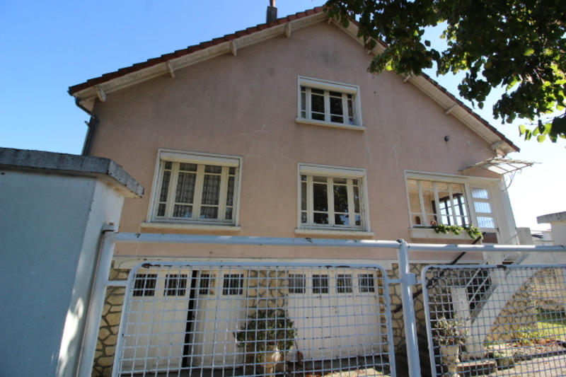 Maison - 155 m² - 8 pièces