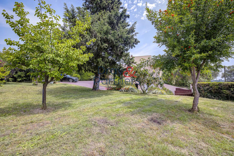 Villa - 160 m² - 6 pièces