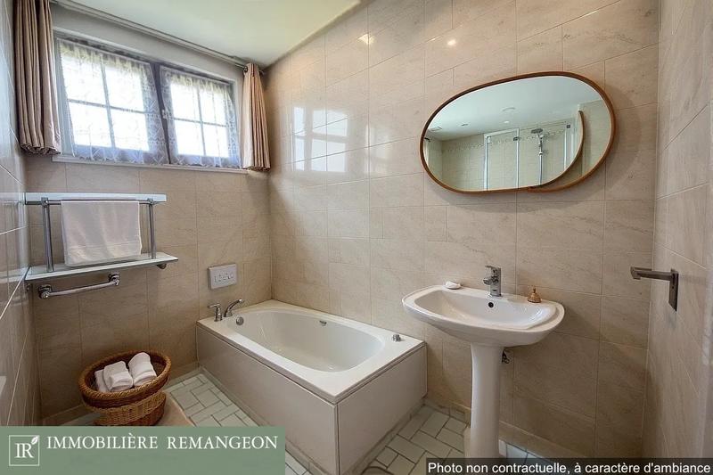 Pavillon - 151 m² - 6 pièces