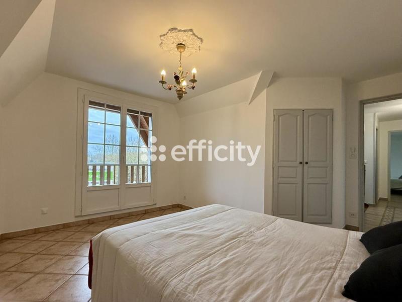 Maison - 272 m² - 7 pièces