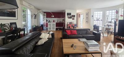 Appartement - 107 m² - 6 pièces