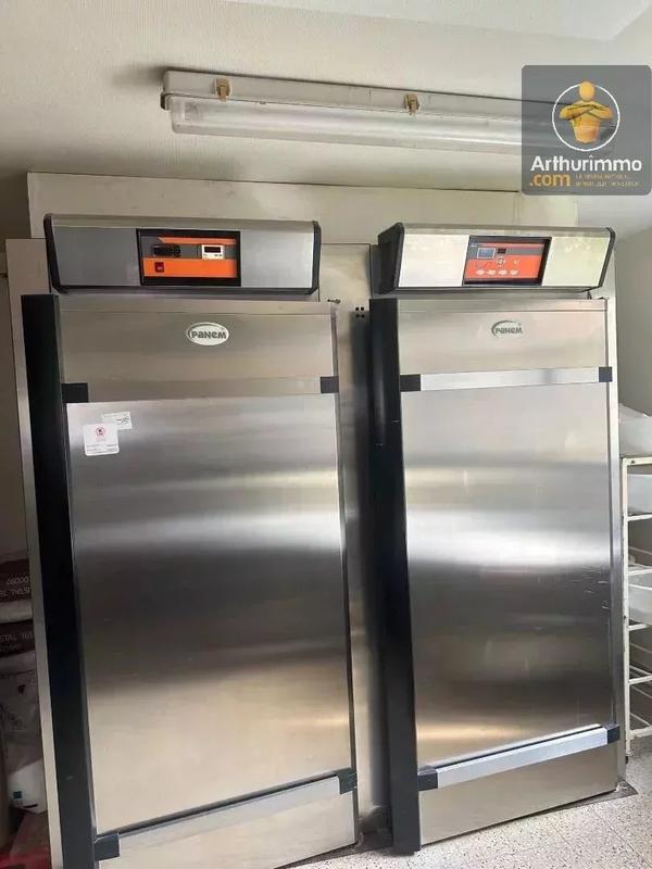 Fonds de commerce - 150 m²