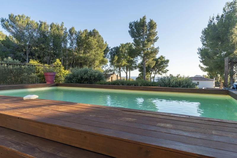 Villa - 137 m² - 6 pièces