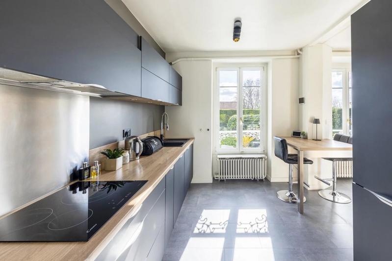 Maison - 163 m² - 7 pièces