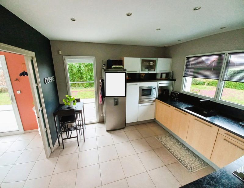 Maison - 195 m² - 7 pièces