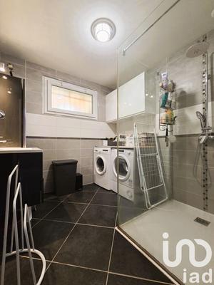 Maison - 96 m² - 4 pièces