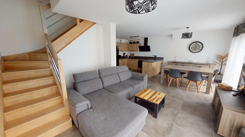 Maison - 84 m² - 4 pièces
