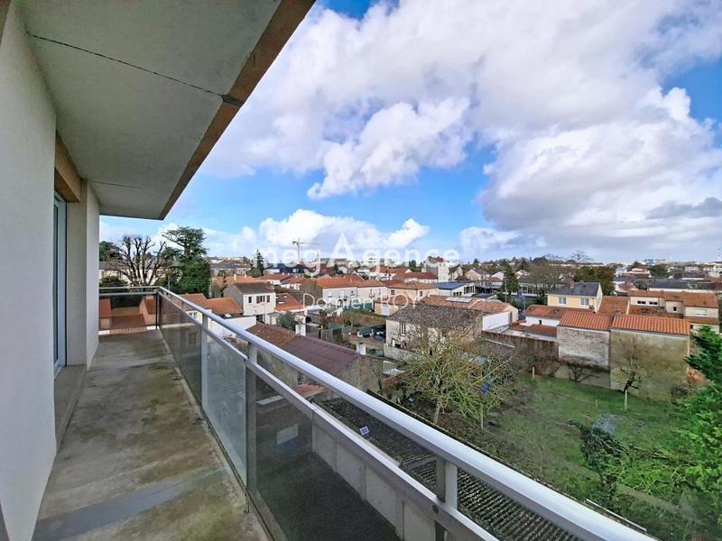 Appartement - 72 m² - 3 pièces