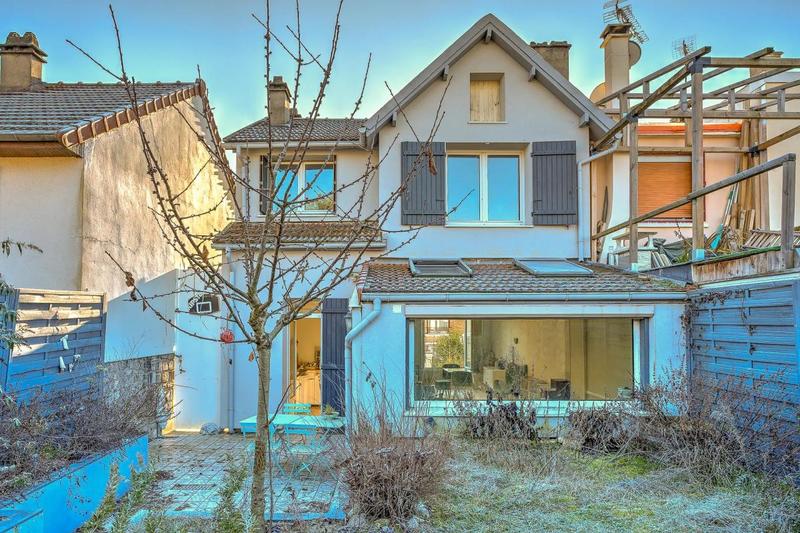 Maison - 85 m² - 5 pièces