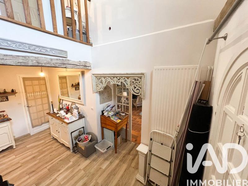 Maison - 243 m² - 7 pièces