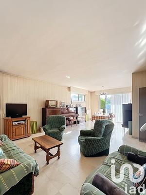 Maison - 167 m² - 6 pièces