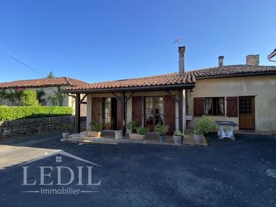 Maison de village - 150 m² - 6 pièces