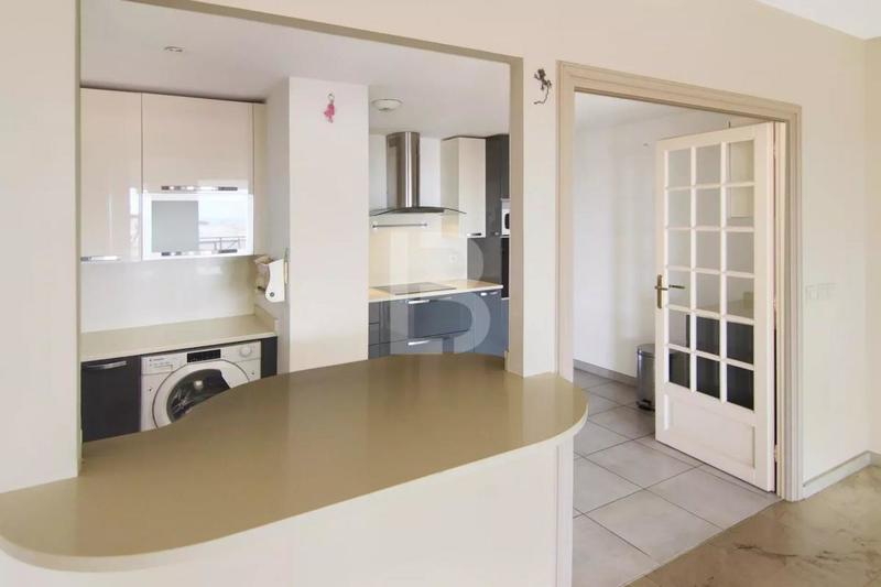 Appartement - 108 m² - 4 pièces