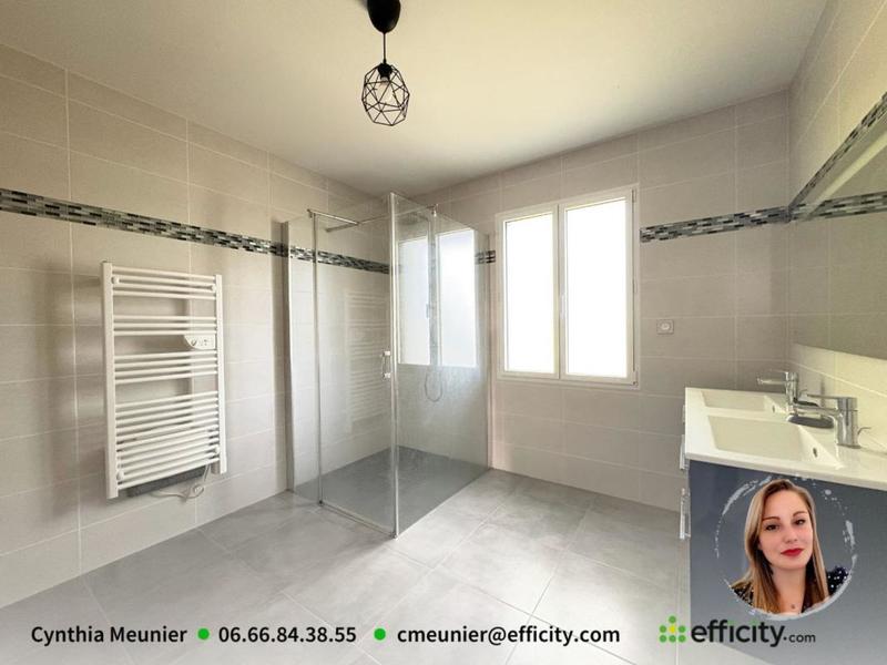 Pavillon - 130 m² - 6 pièces