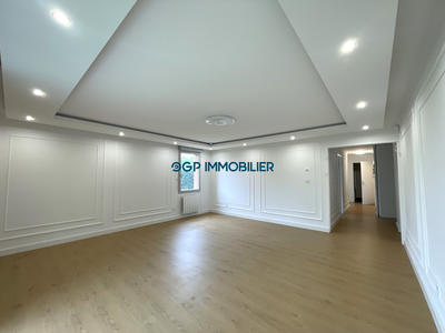 Appartement - 86 m² - 4 pièces