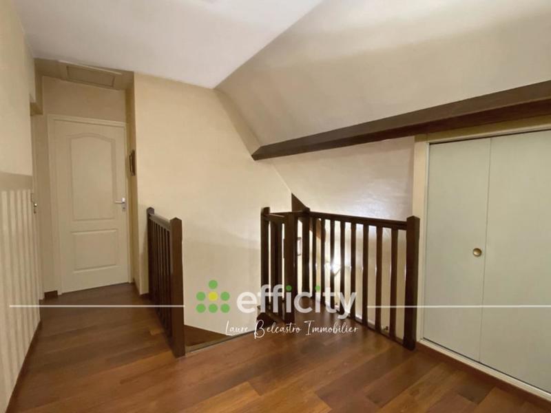 Maison - 177 m² - 5 pièces