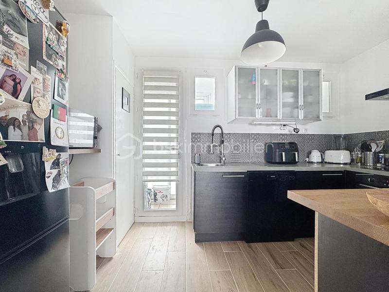 Appartement - 70 m² - 4 pièces