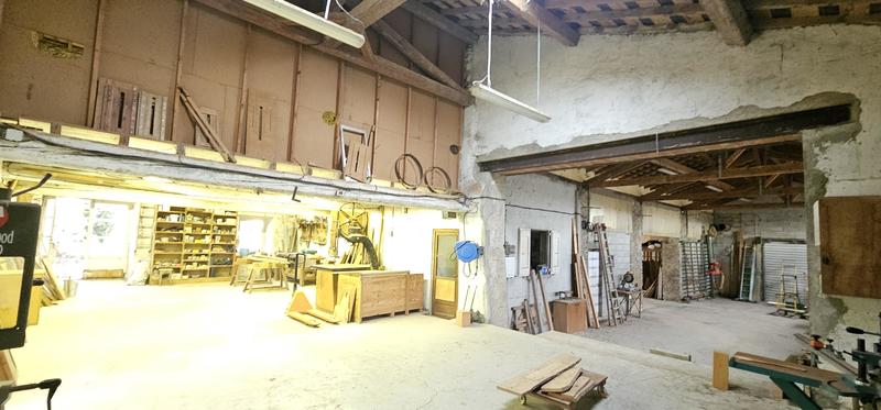 Maison - 180 m² - 10 pièces