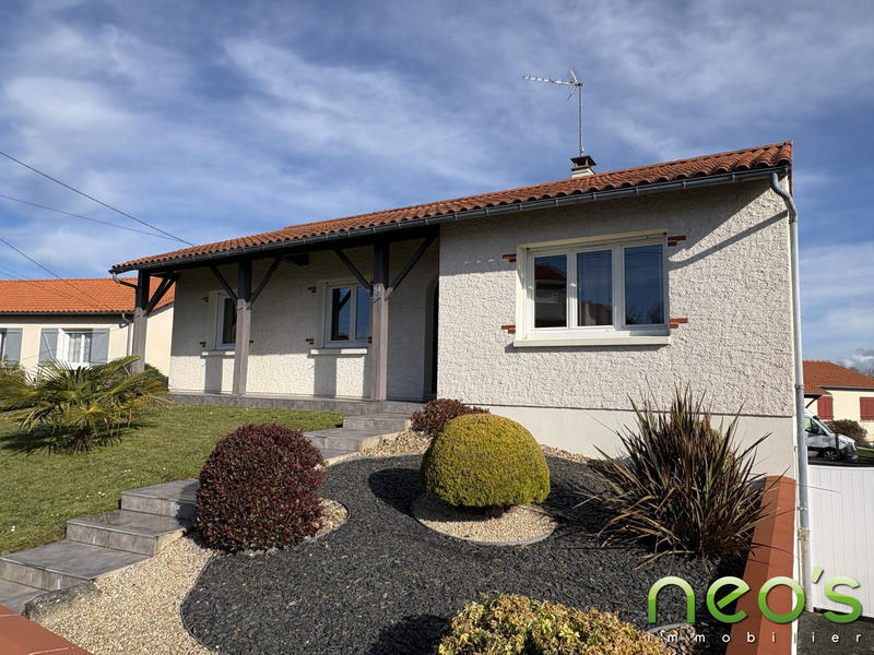 Maison - 92 m² - 5 pièces