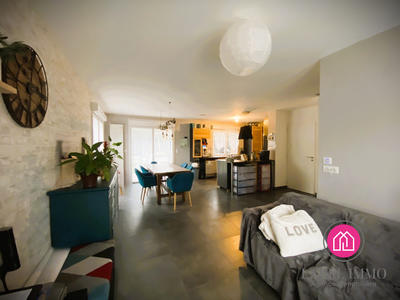 Maison - 97 m² - 5 pièces