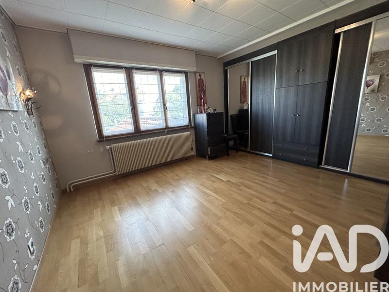 Maison - 177 m² - 7 pièces