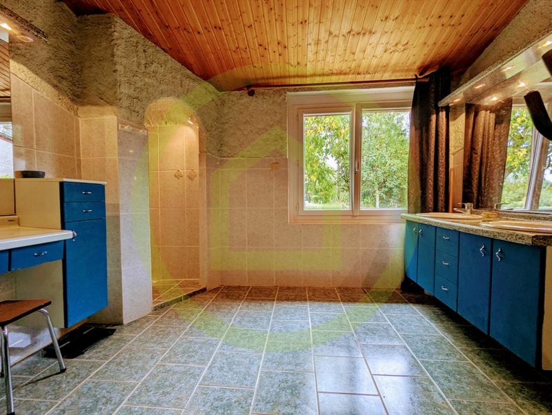 Maison - 131 m² - 8 pièces