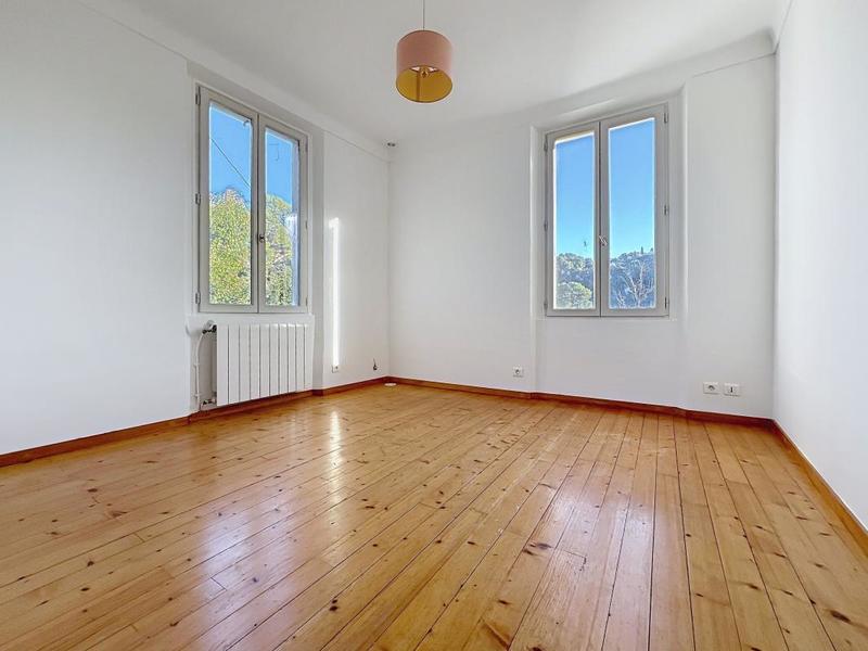 Maison - 165 m² - 6 pièces