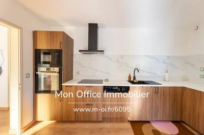 Villa - 160 m² - 5 pièces