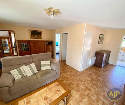 Maison - 98 m² - 3 pièces