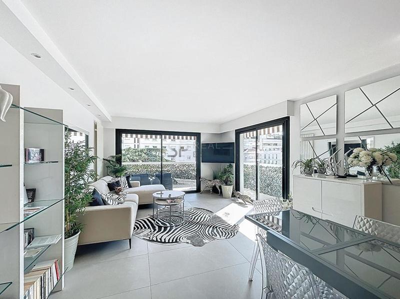 Appartement - 79 m² - 3 pièces