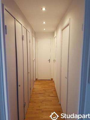 Chambre - 9 m² - 1 pièce