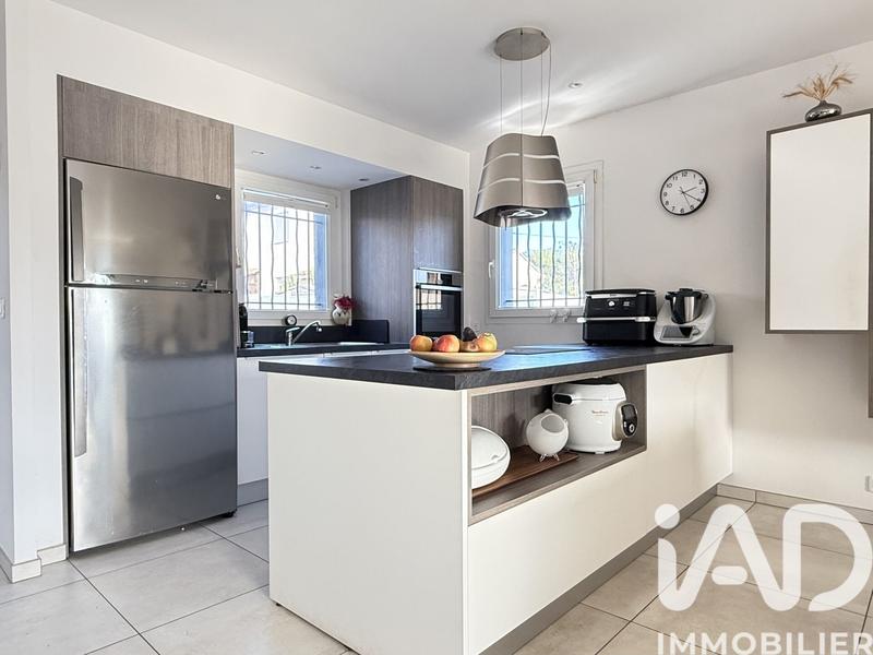 Maison - 145 m² - 9 pièces