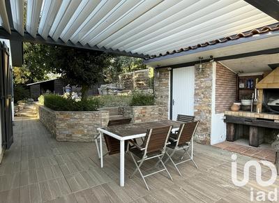 Maison - 183 m² - 7 pièces