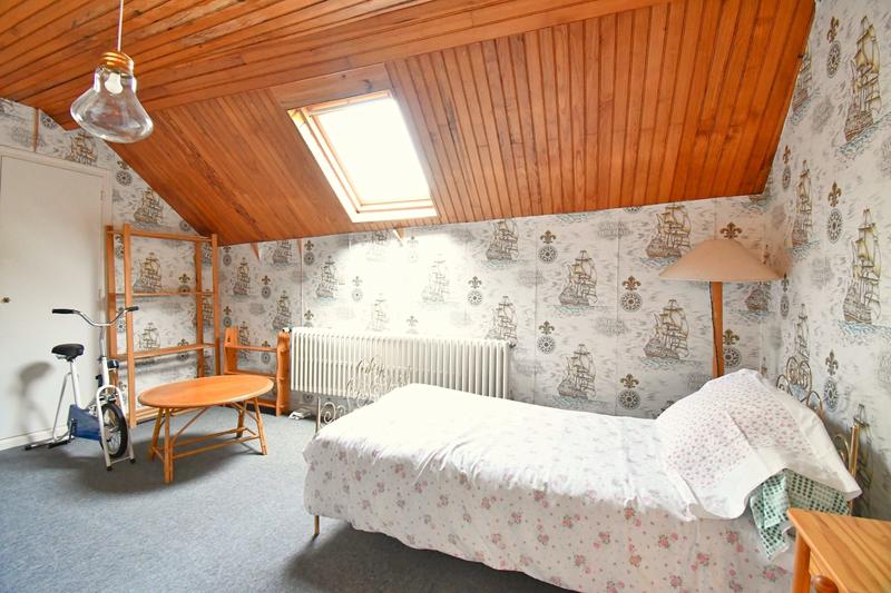 Maison ancienne - 180 m² - 5 pièces