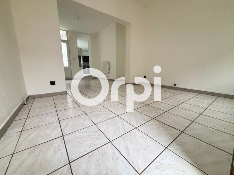 Maison - 101 m² - 5 pièces