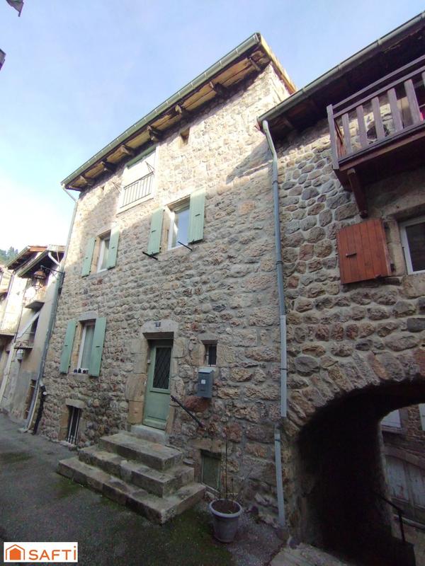 Maison - 70 m² - 6 pièces