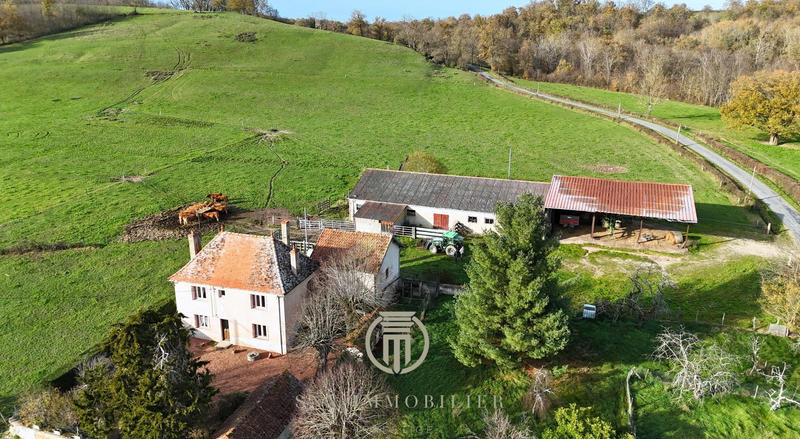 Maison - 102 m² - 5 pièces