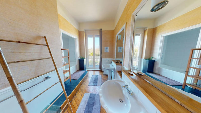 Château - 531 m² - 12 pièces