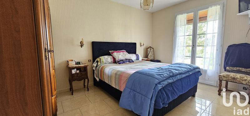 Maison - 303 m² - 15 pièces