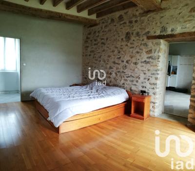 Maison - 370 m² - 10 pièces