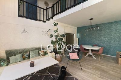 Appartement - 94 m² - 4 pièces