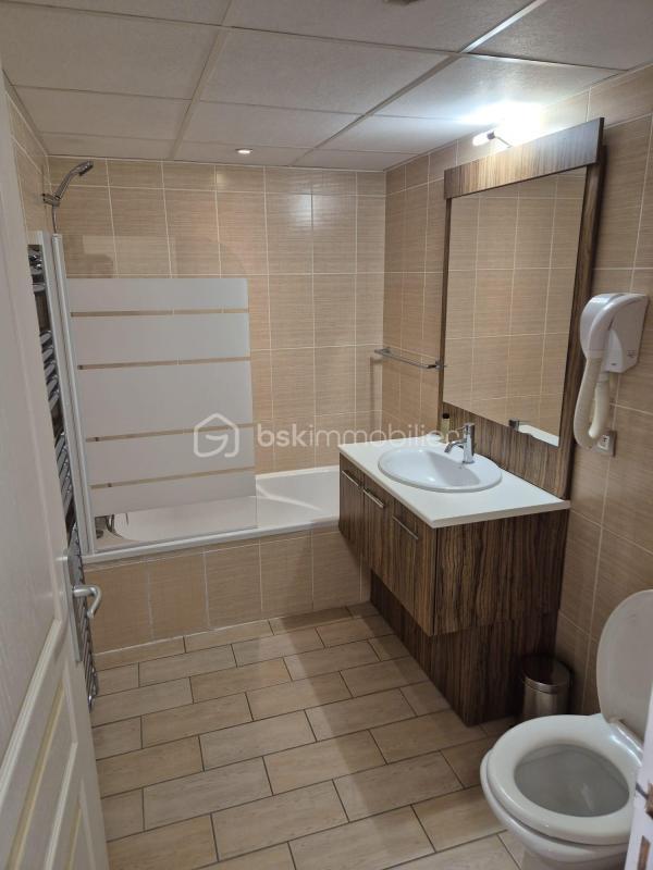 Appartement - 64 m² - 4 pièces