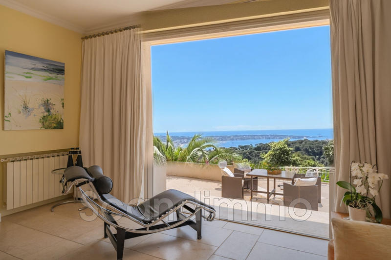 Maison - 225 m² - 6 pièces