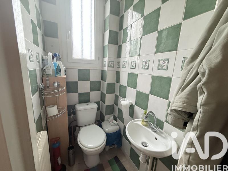 Maison - 186 m² - 9 pièces